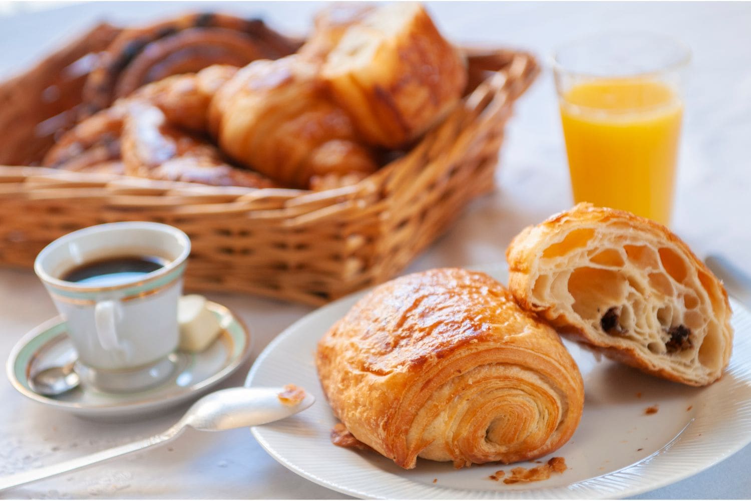 The French Petit-Déjeuner (Breakfast)